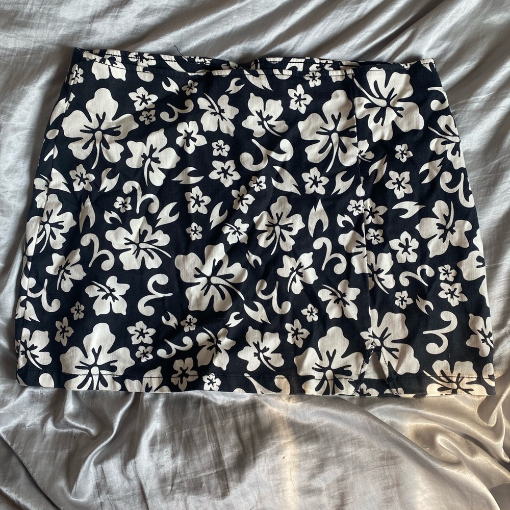 floral mini skirt